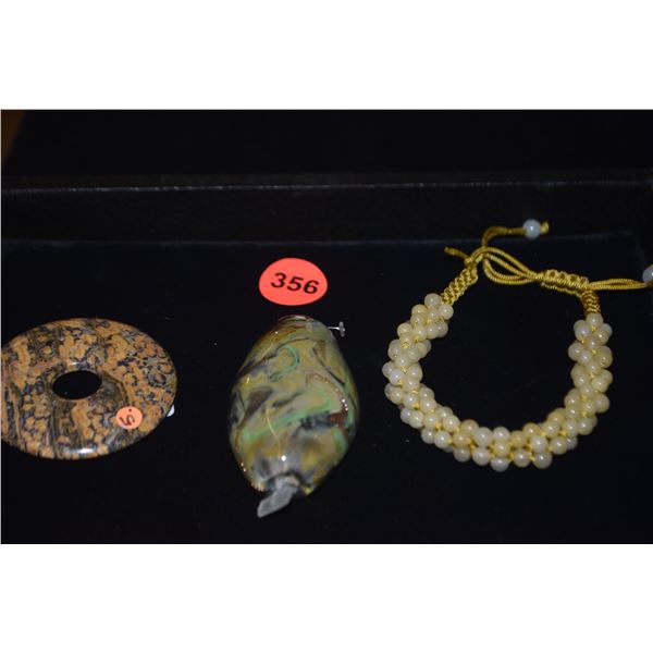 HARDSTONE JEWELRY: BEADS & ART GLASS (7 PCS)