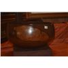 Image 2 : KOU HAWAIIAN CALABASH , CA. EARLY 1800'S, VERY STABLE CONDITION, HAND HEWN, HAND MADE (11 1/4" X 10 