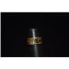 Image 2 : 14K HAWAIIAN HEIRLOOM RING, "KAKALINE" (6.2 G)
