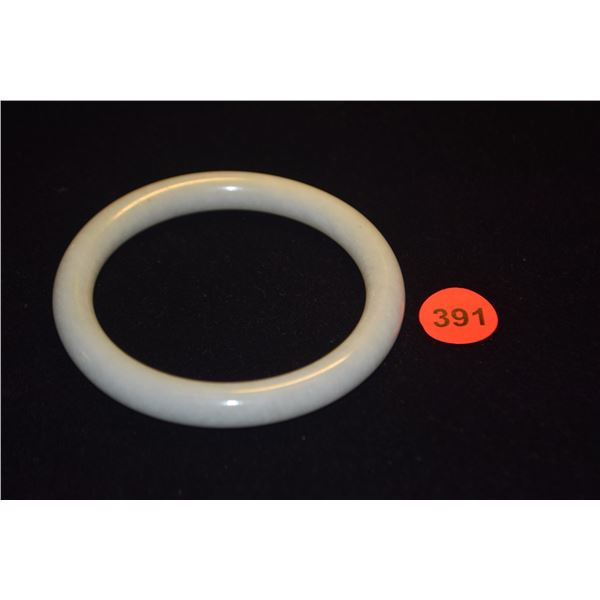 WHITE HARDSTONE BANGLE BRACELET