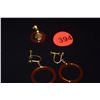 Image 3 : 18K RED CARNELIAN EARRINGS, PENDANT & 3 RINGS (5 PCS)