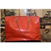 Image 2 : LOUIS VUITTON RED PATENT LEATHER "MONOGRAM VERNIS" BAG