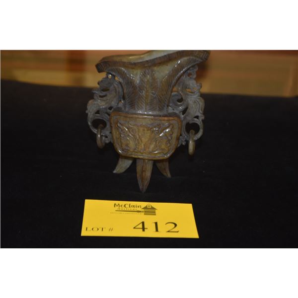 CHINESE SERPENTINE JADE EWER IN THE ARCHAIC MANNER (6") (DOES NOT INCLUDE STAND))
