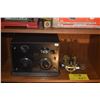Image 1 : ANTIQUE TELEGRAPH SOUNDER (MORSE CODE) & 2 TELEGRAPH KEYS (3 PCS)
