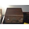 Image 7 : ANTIQUE NAUTICAL SEXTANT IN BOX