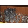Image 3 : ICE CREAM DISHES & VINTAGE ETCHED GLASSES W/GRAPE & VINE MOTIF (22 PCS)