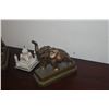 Image 2 : MIXED LOT: PAIR BRONZE ELEPHANTS & MINIATURE STONE TAJ MAHAL (3 PCS)