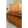 Image 2 : QUEEN SIZE OAK SLEIGH BED FRAME