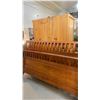 Image 4 : QUEEN SIZE OAK SLEIGH BED FRAME