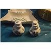 Image 8 : LENOX HOLIDAY PATTERN CHINA PLATES, BOWLS, TRAYS, SALT & PEPPER (45 PCS)