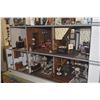 Image 14 : 11 ROOM VICTORIAN DOLLHOUSE: FULLY FURNISHED ON LAZY SUSAN STYLE BASE (BASE: 55 1/2" X 32 1/4")