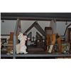 Image 21 : 11 ROOM VICTORIAN DOLLHOUSE: FULLY FURNISHED ON LAZY SUSAN STYLE BASE (BASE: 55 1/2" X 32 1/4")