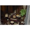 Image 40 : 11 ROOM VICTORIAN DOLLHOUSE: FULLY FURNISHED ON LAZY SUSAN STYLE BASE (BASE: 55 1/2" X 32 1/4")