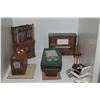 Image 2 : LARGE LOT: ASSORTED DOLLHOUSE FURNITURE, MUSICAL PIANOS, BILLIARDS ROOM