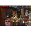 Image 10 : LARGE LOT OF PERFUME BOTTLES