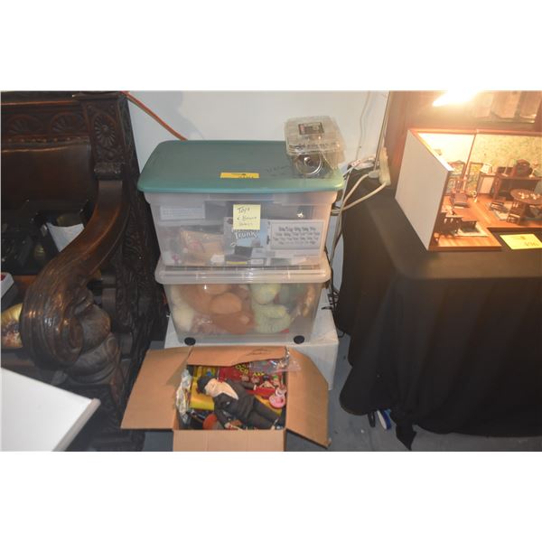 LARGE LOT: COLLECTION OF BEANIE BABIES & TOYS