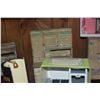 Image 4 : COLLECTION OF ASSORTED METAL DOLLHOUSE FURNITURE