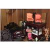 Image 3 : COLLECTION OF ASIAN THEMED DOLLHOUSE FURNITURE (SOME SIGNED)