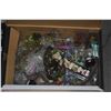Image 5 : LARGE LOT: ASSORTED DOLLHOUSE FURNITURE & ACCESSORIES (30 BOXES & 1 BAG)