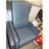 Image 1 : Recliner Chair On Wheels