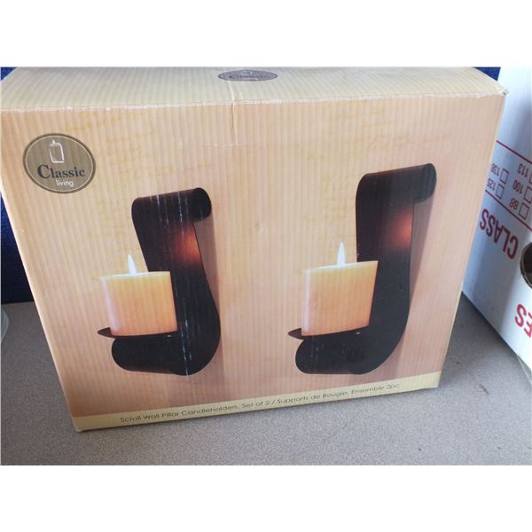 2pc Scroll Wall Pilar Candle Holders