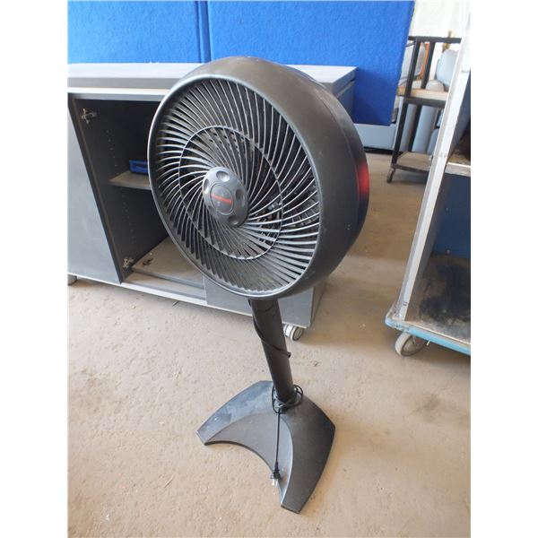 Honeywell Floor Fan