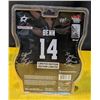 Image 7 : 4 Collectible Unopened Sports Icon Figurines: MLB and NHL