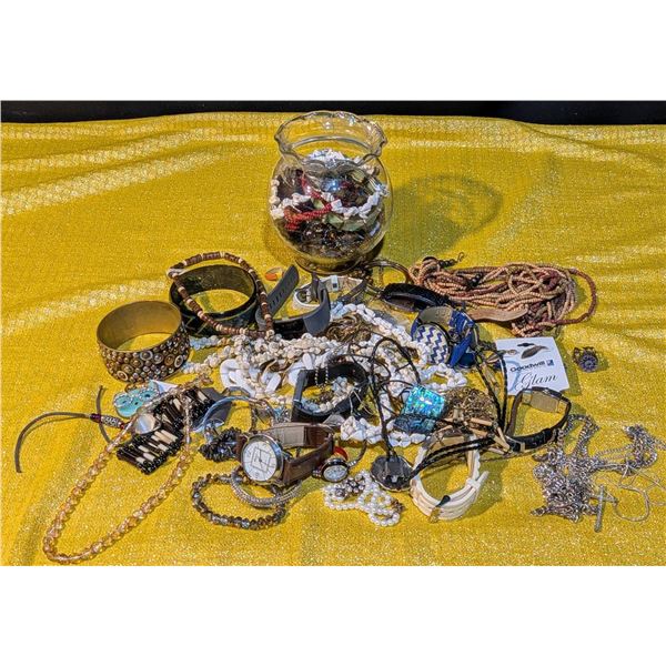 Mystery, Costume, and Accessory Jewelry