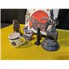 Image 3 : Region Decor Lot Featuring Indigenous Canvas and Middle Eastern Statue