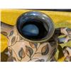 Image 6 : Extra Large Abstract Leaf Pattern Teapot and Mug Set with Silver-Tone Tray