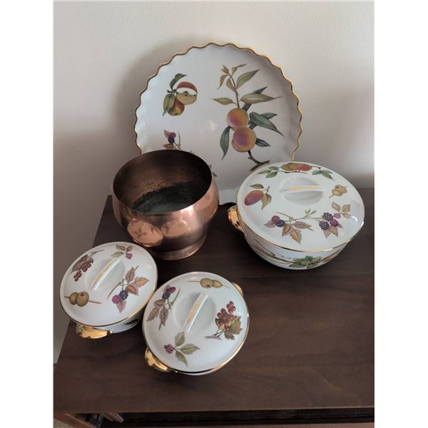 Royal Worcester Evesham Gold Porcelain Tableware and Copper Bowl Set