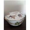 Image 6 : Royal Worcester Evesham Gold Porcelain Tableware and Copper Bowl Set
