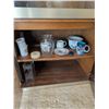 Image 4 : Tall 2 Piece Glass Display Cabinet with Shelving and Brass-Tone Accents