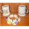 Image 1 : 2 Fine Bone China Mugs and 6 Floral Napkin Holders