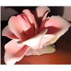 Image 2 : Porcelain Floral Decorative Set with Yellow and Pink Roses