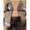 Image 4 : 5 Pairs of Womens Size 5 Sandals Including Clarks Ecco & More