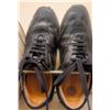 Image 3 : Womens Size 5 Footwear Collection - Genuine Leather, Sketchers, & More