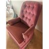 Image 2 : Vintage Red Velvet Swivel Rocker Chair with Button Tufting