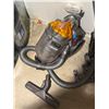Image 2 : Dyson Stowaway DC21 Canister Vacuum Cleaner With Attachments