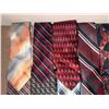 Image 2 : 21 Silk and Polyester Neckties with Various Patterns