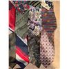 Image 4 : 21 Silk and Polyester Neckties with Various Patterns