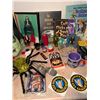 Image 4 : Spooky and Rock Memorabilia with Vintage Items