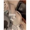 Image 7 : Bakeware and Kitchenware Set, Includes Molds, Pans, and Containers