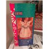 Image 7 : Christmas Decorations and Storage, Including Tree Ornaments, Tinsel Trees, and More