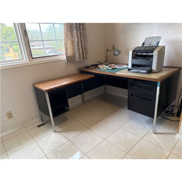 Modular Office Desk Set with Accessories and Storage