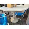 Image 5 : Outdoor Patio Set With Accessories, Including Garden Decor