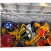 Image 2 : Outdoor Plastic Storage Box with Hinged Lid, 48x20x22 Inches