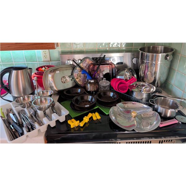 Kitchenware, Cookware, and Utensils