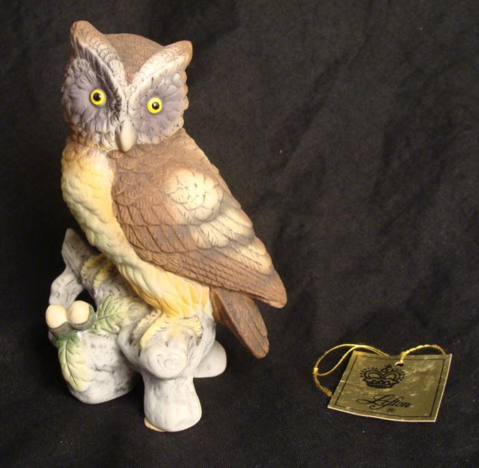 Lefton Porcelain Vintage Owl Figurine KW121