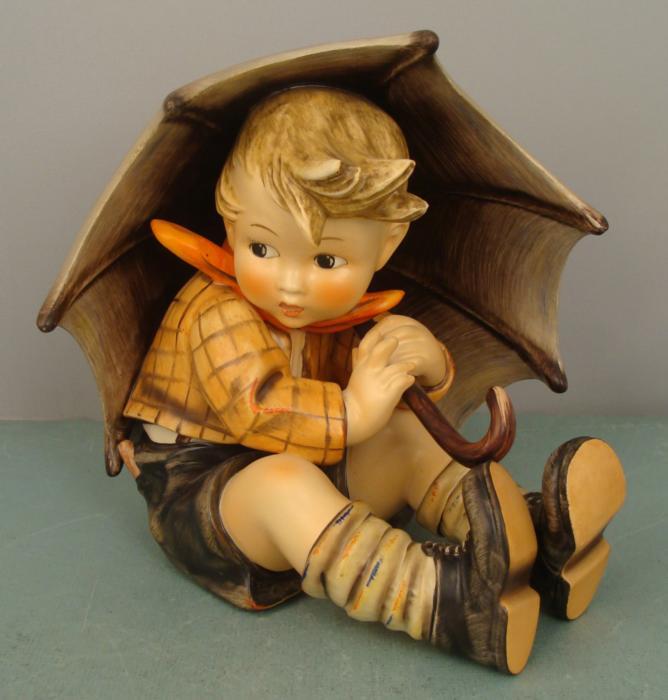 Goebel Hummel UMBRELLA BOY 152 A Big Figurine 196072